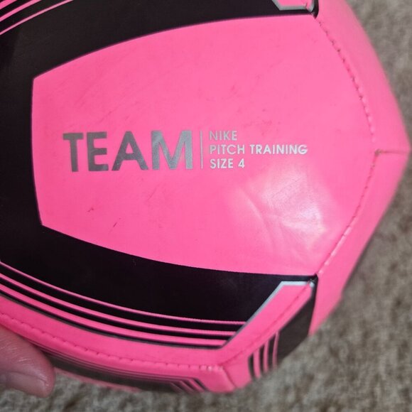 Nike Soccer Ball Pink Black 4 Team Pitch Training Unisex - Picture 3 of 5